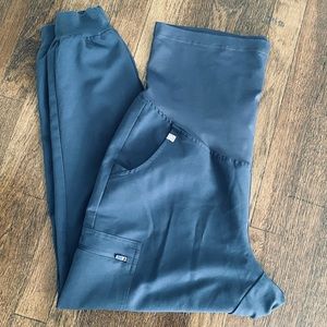 Figs limited edition Dark Harbor Maternity joggers L